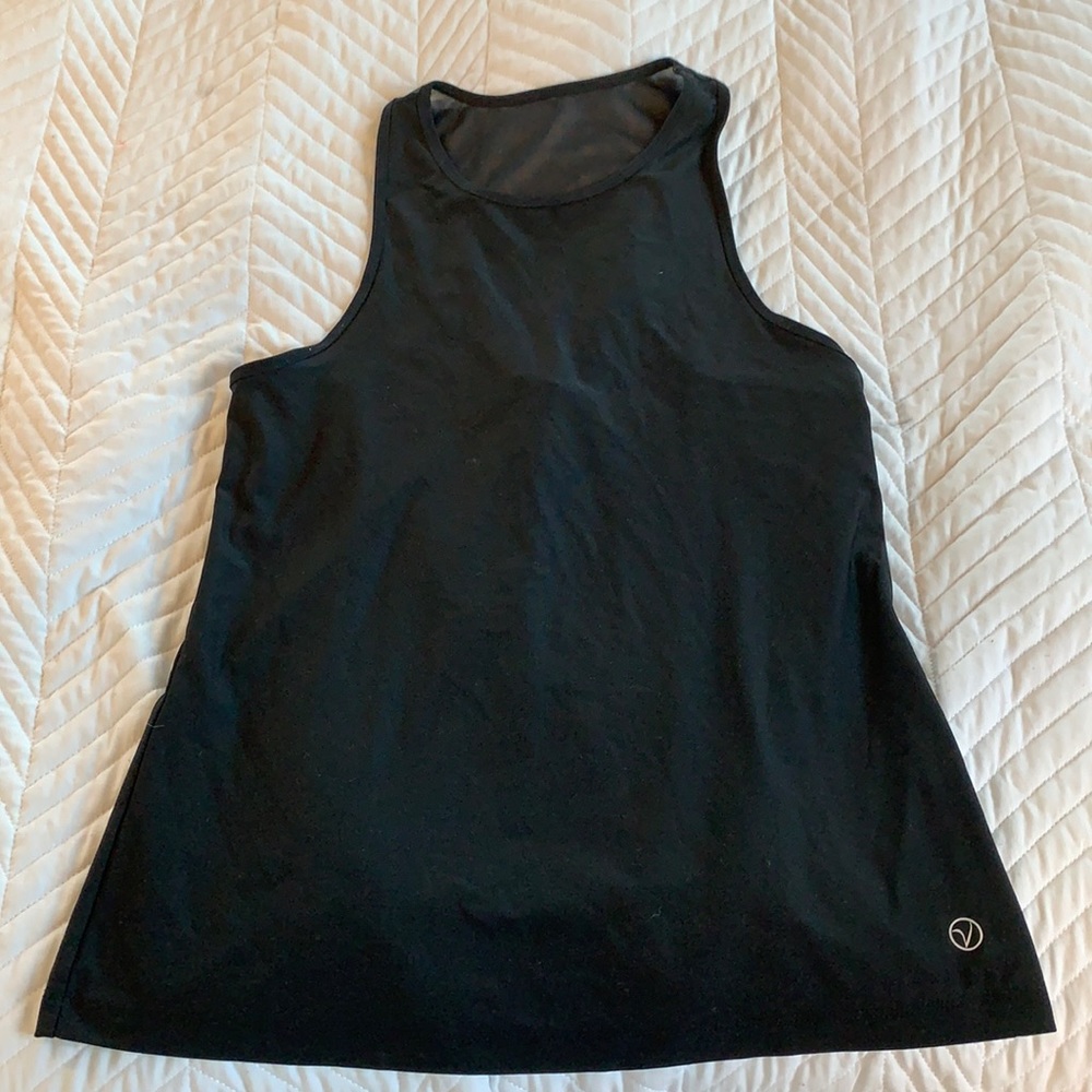 Black basic vogo  small tank